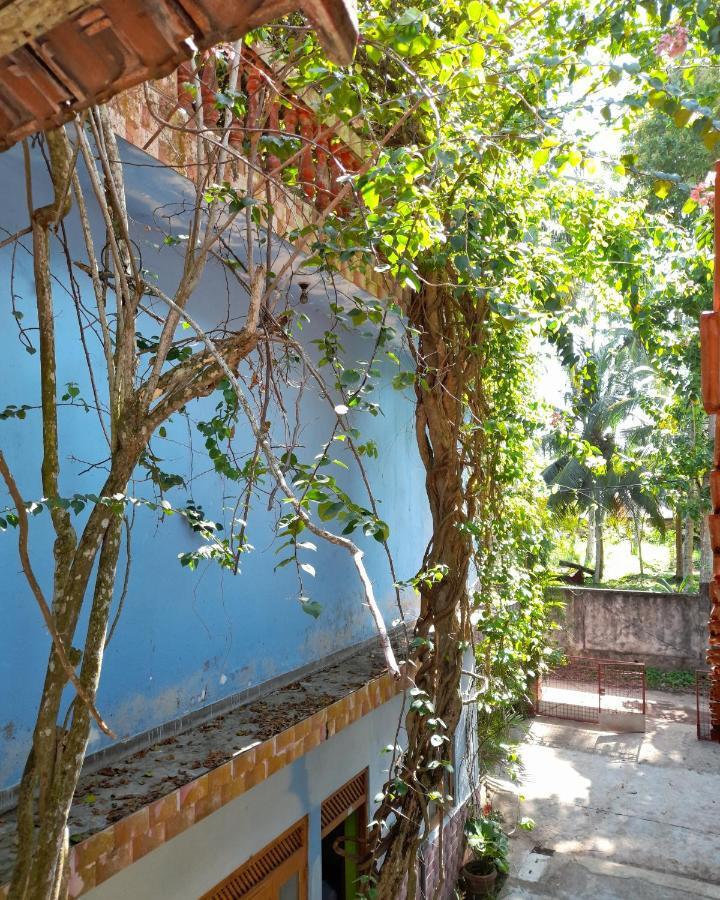 Hotel Santis Хикадува Екстериор снимка